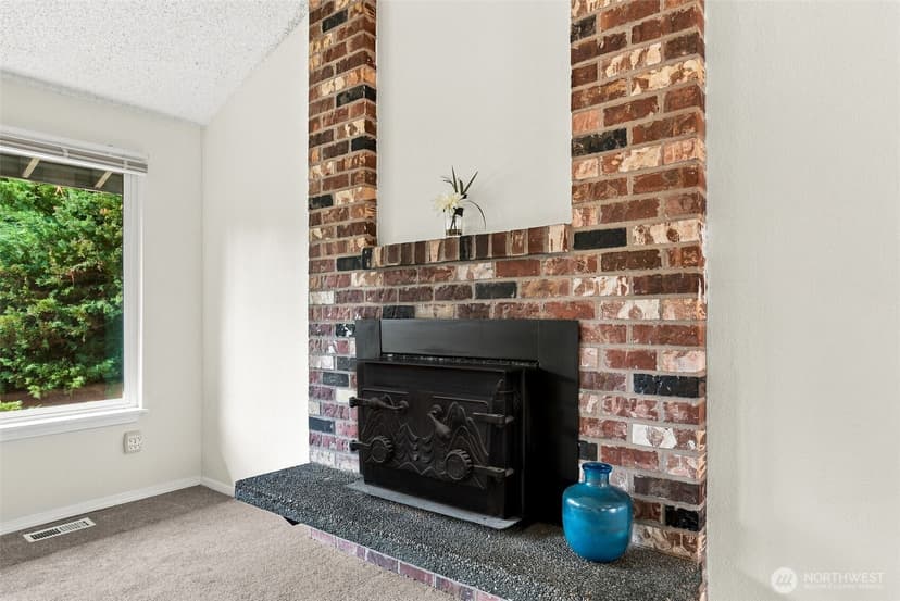 Property photo for 1116 SW 106th Street, Seattle photo 5