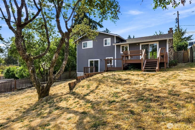Property photo for 1116 SW 106th Street, Seattle photo 24