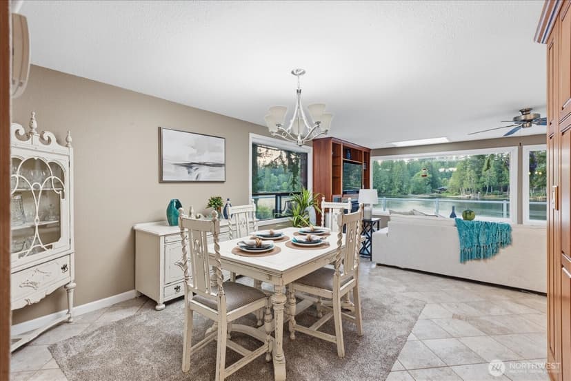 Property photo for 2053 E Beaver Lake Drive SE, Sammamish photo 22