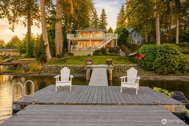 Property photo for 2053 E Beaver Lake Drive SE, Sammamish photo 2