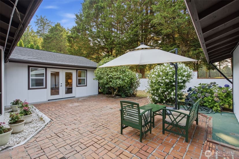 Property photo for 6087 Sunset Ave NE, Bremerton photo 4