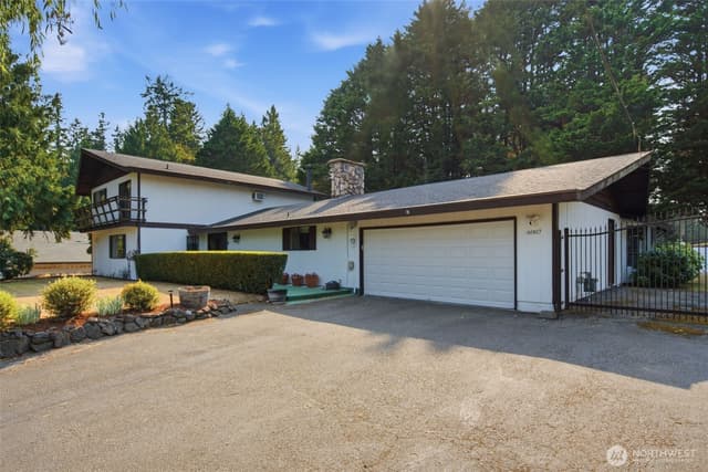 Property photo for 6087 Sunset Ave NE, Bremerton photo 2
