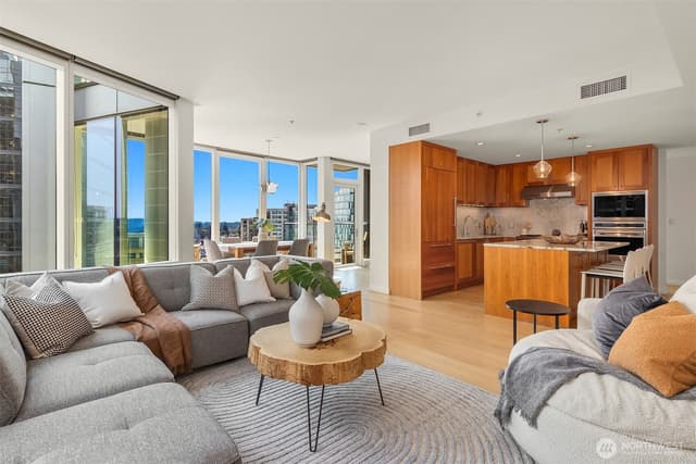 Property photo for 10700 NE 4th Street #1712, Bellevue