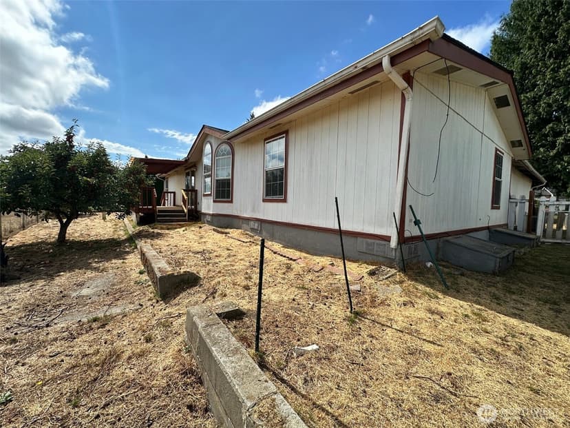 Property photo for 13613 Cedar Cir E, Bonney Lake photo 22