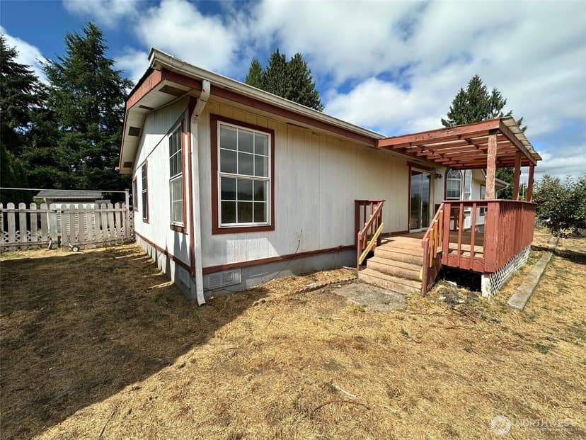 Property photo for 13613 Cedar Cir E, Bonney Lake photo 20
