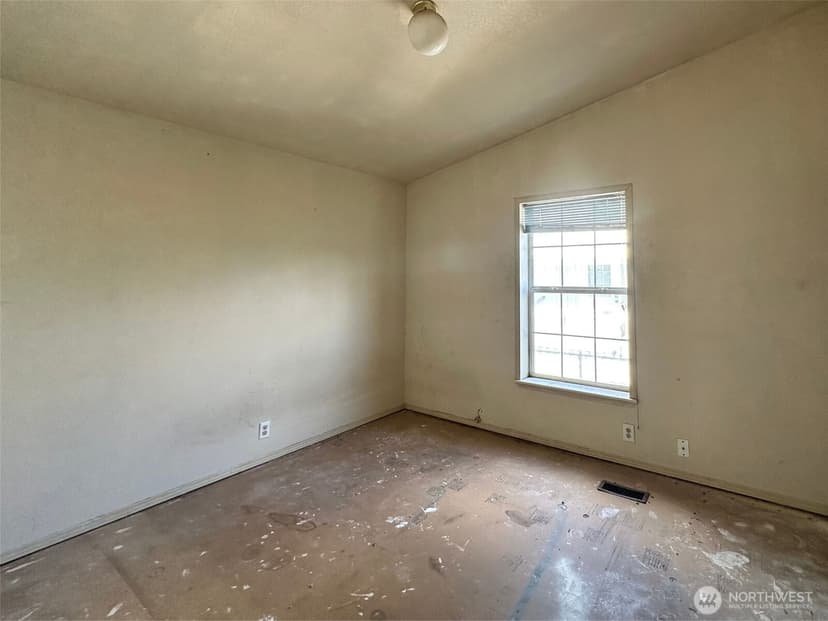 Property photo for 13613 Cedar Cir E, Bonney Lake photo 15
