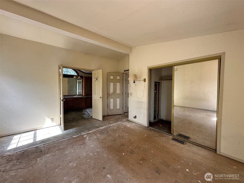 Property photo for 13613 Cedar Cir E, Bonney Lake photo 11