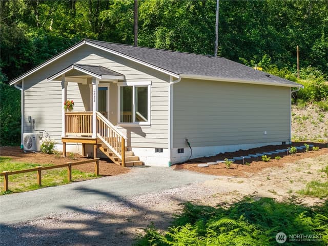 Property photo for 6888 Helena Street, Clinton photo 5