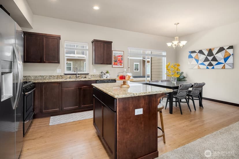 Property photo for 7236 212th Street SW #B, Edmonds photo 12