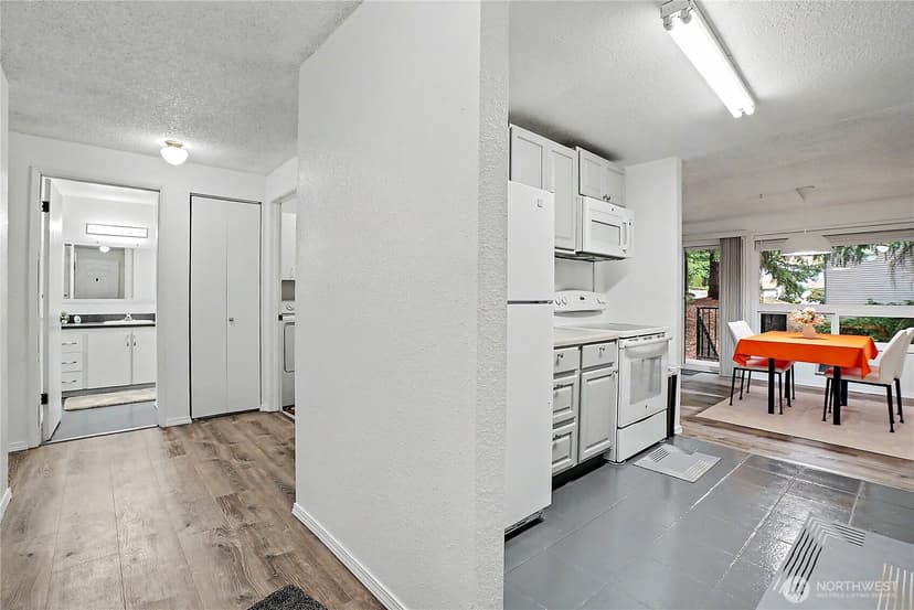 Property photo for 1938 SW 318th Place #9C, Federal Way photo 7