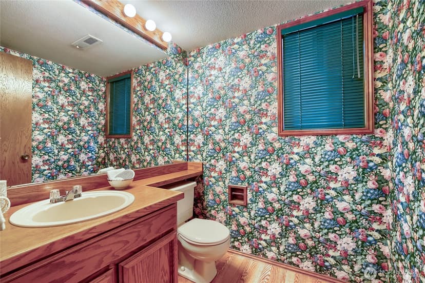 Property photo for 20525 NE 68th Street, Redmond photo 17