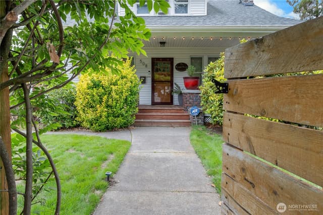 Property photo for 508 5th Street NE, Puyallup photo 3