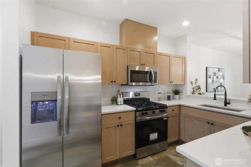 Property photo for 945 232nd Place NE #945, Sammamish photo 5