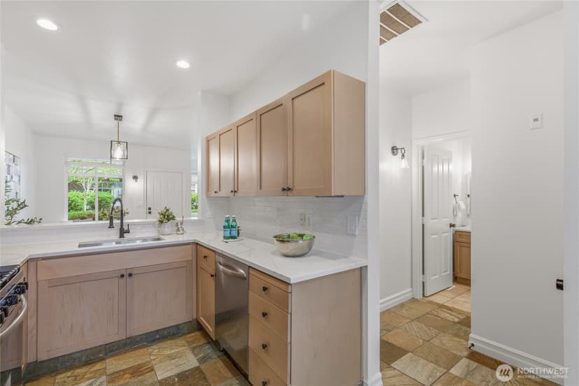 Property photo for 945 232nd Place NE #945, Sammamish photo 14