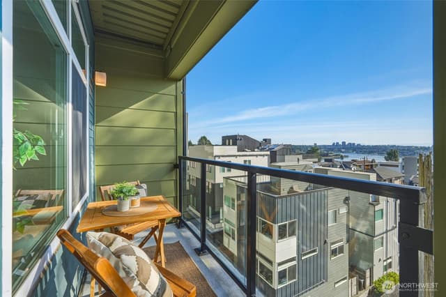 Property photo for 655 Crockett Street #B203, Seattle