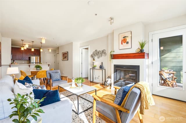 Property photo for 655 Crockett Street #B203, Seattle photo 3