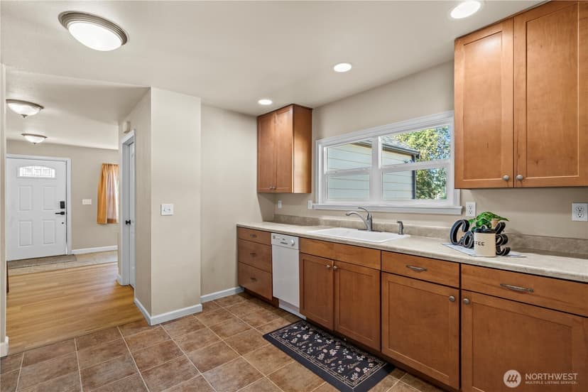 Property photo for 2604 NE Denny Road, Bremerton photo 10