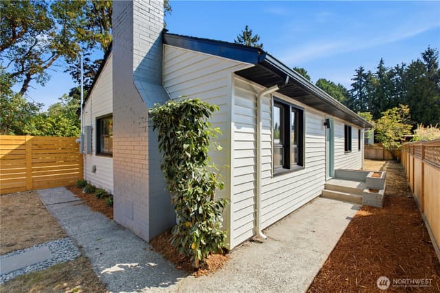 Property photo for 12504 8th Avenue SW, Burien