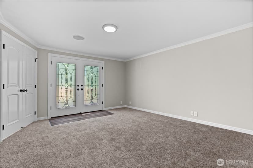 Property photo for 3909 Northshore Boulevard NE, Tacoma photo 32