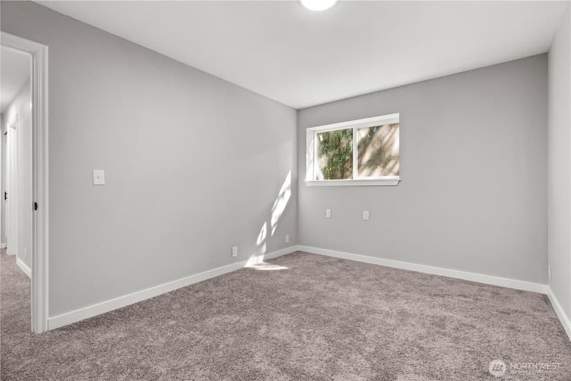 Property photo for 3909 Northshore Boulevard NE, Tacoma photo 29