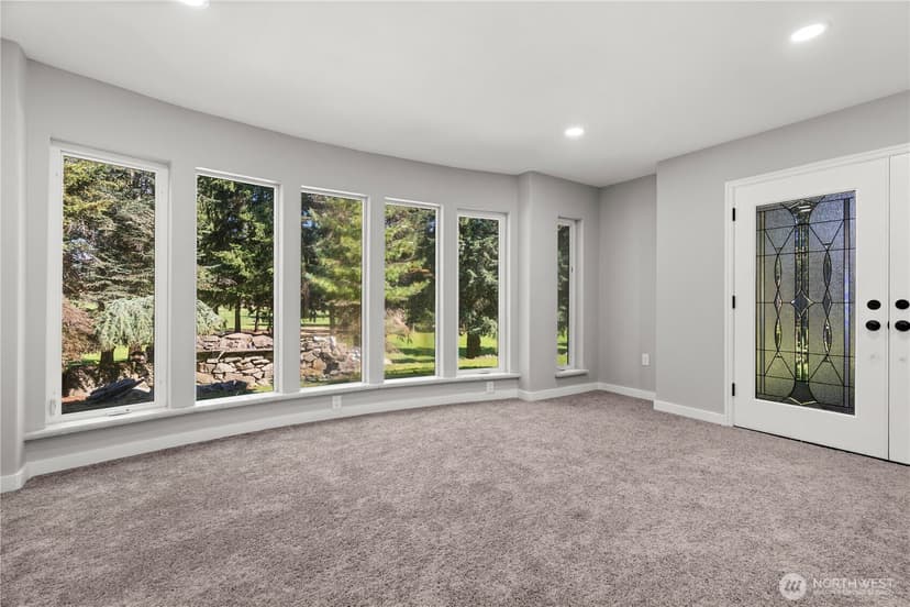 Property photo for 3909 Northshore Boulevard NE, Tacoma photo 19