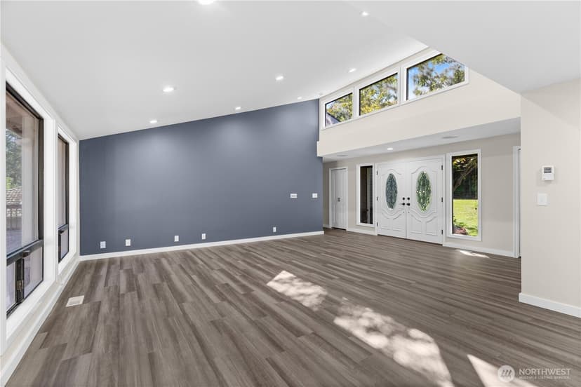 Property photo for 3909 Northshore Boulevard NE, Tacoma photo 10