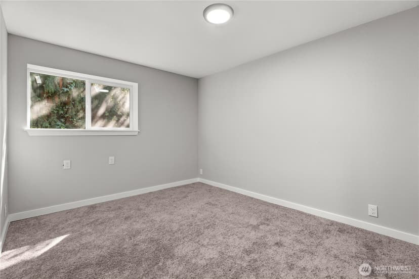 Property photo for 3909 Northshore Boulevard NE, Tacoma photo 28