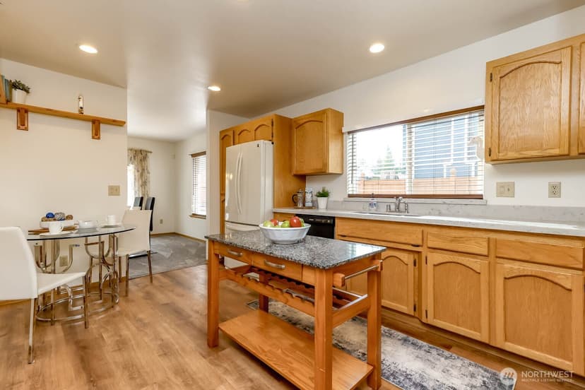 Property photo for 8552 Covina Loop NE, Bremerton photo 16