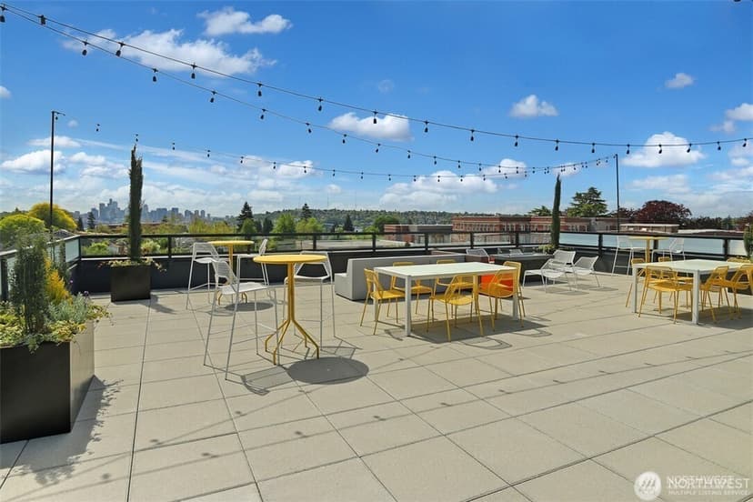 Property photo for 1601 N 45th Street #307, Seattle photo 9