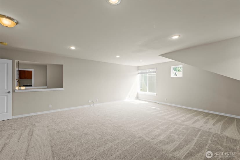 Property photo for 4818 NE 1st Street, Renton photo 27