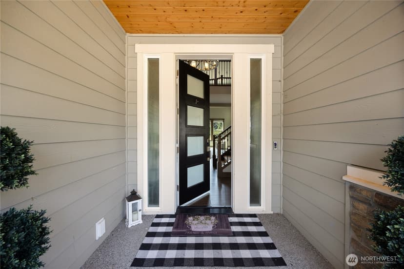 Property photo for 11714 137th Drive NE, Lake Stevens photo 4