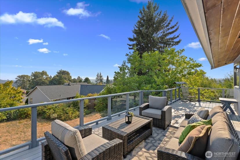 Property photo for 1503 Holly Vista Drive, Snohomish photo 15