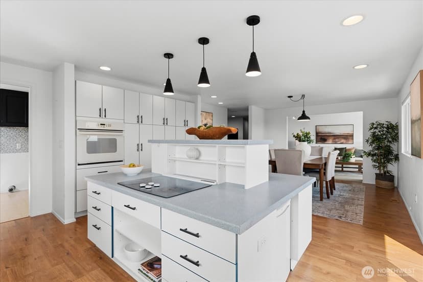 Property photo for 1503 Holly Vista Drive, Snohomish photo 12