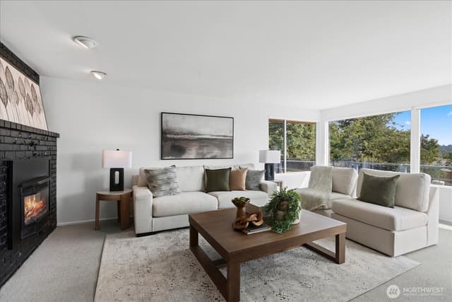 Property photo for 1503 Holly Vista Drive, Snohomish photo 4