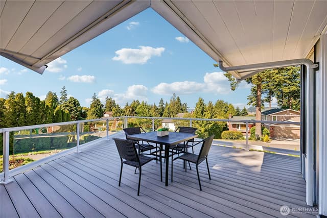 Property photo for 5925 94th Street SW, Mukilteo photo 2