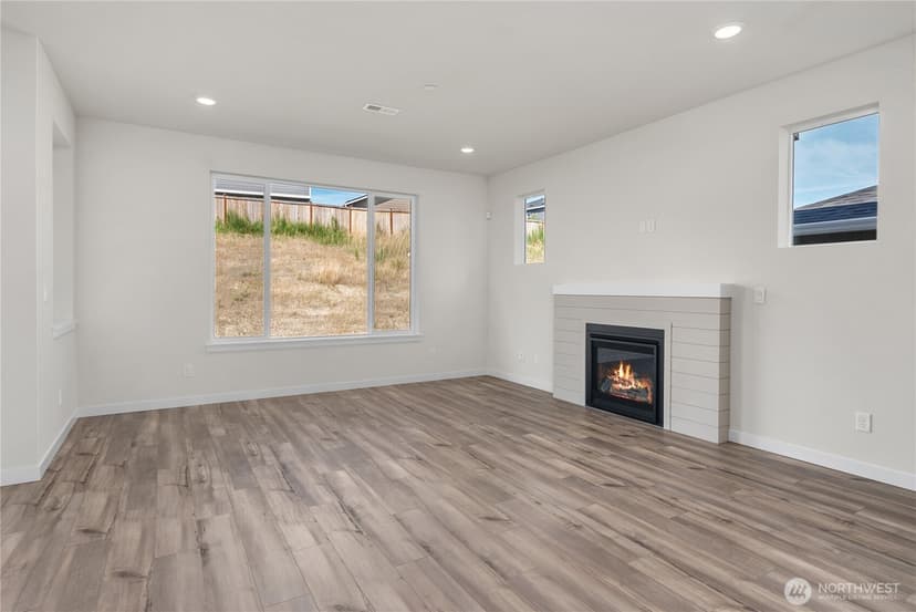 Property photo for 3935 Flat Top Drive, Bremerton photo 9