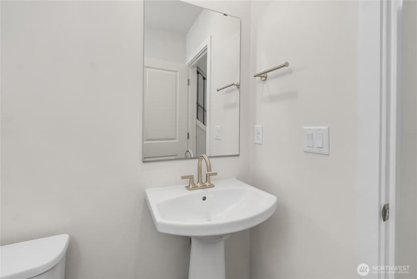 Property photo for 3935 Flat Top Drive, Bremerton photo 25