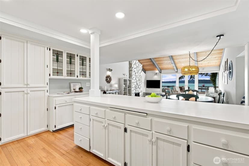 Property photo for 7110 Marble Beach Road NW, Gig Harbor photo 12