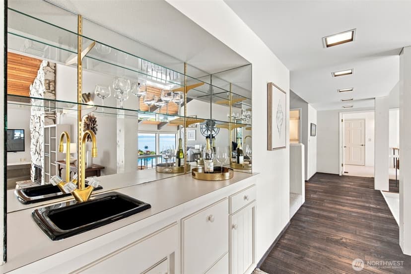 Property photo for 7110 Marble Beach Road NW, Gig Harbor photo 16