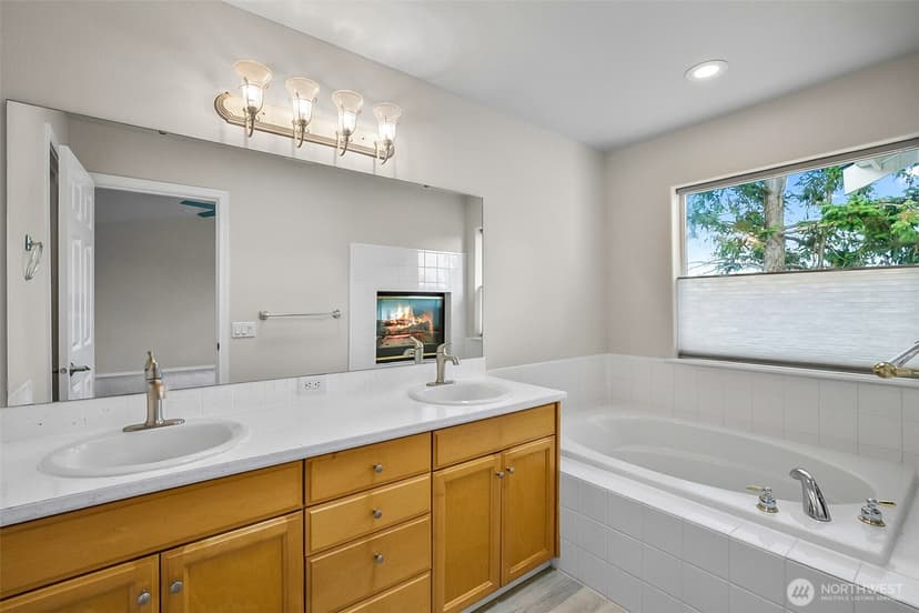 Property photo for 4133 156th Street SW #13, Lynnwood photo 19