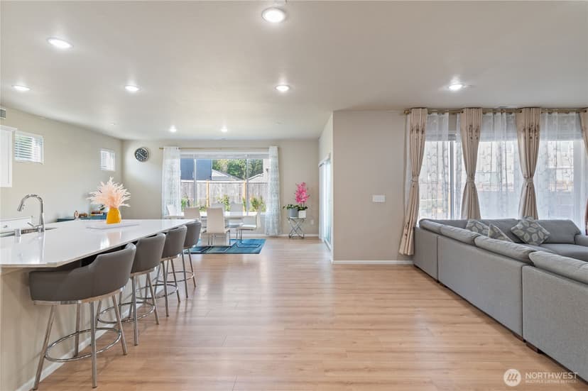 Property photo for 1175 Panoramic Loop, Bremerton photo 11