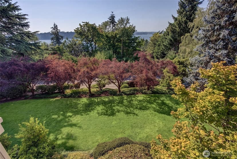 Property photo for 4715 81st Avenue SE, Mercer Island photo 33