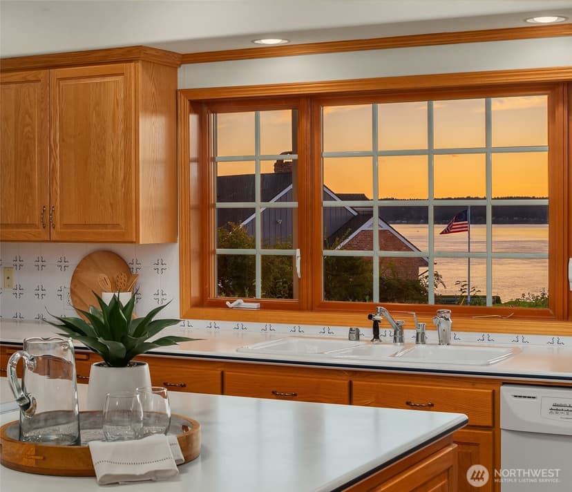Property photo for 1226 N Sunset Drive, Tacoma photo 14