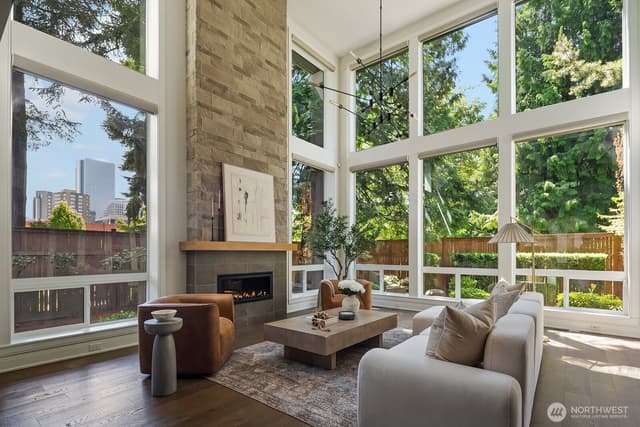 Property photo for 10856 NE 12th Street, Bellevue photo 4