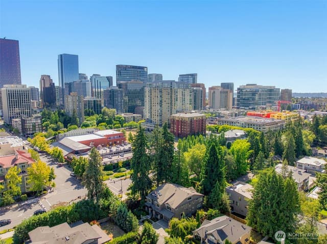 Property photo for 10856 NE 12th Street, Bellevue photo 2