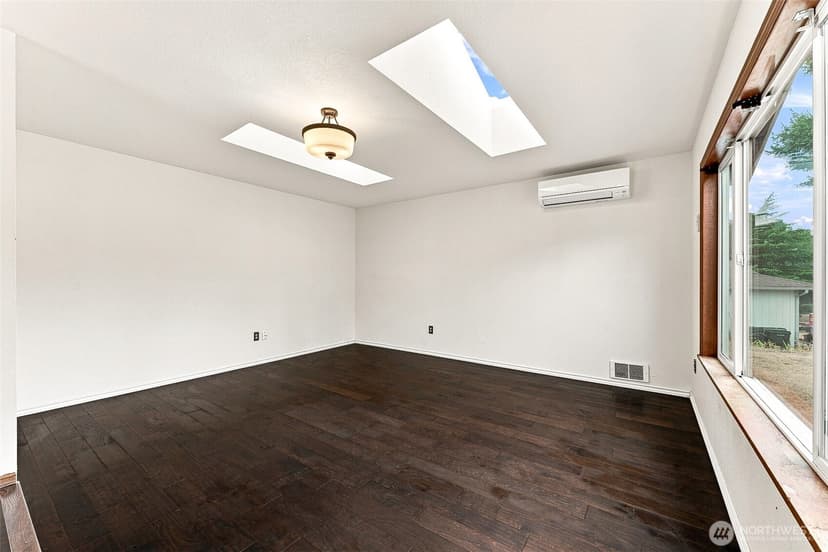 Property photo for 9122 159th Street E, Puyallup photo 6