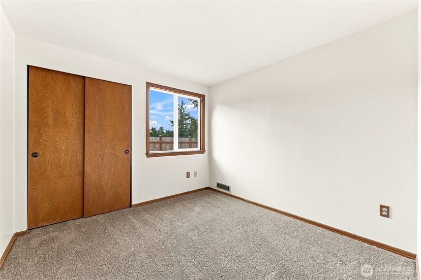 Property photo for 9122 159th Street E, Puyallup photo 16