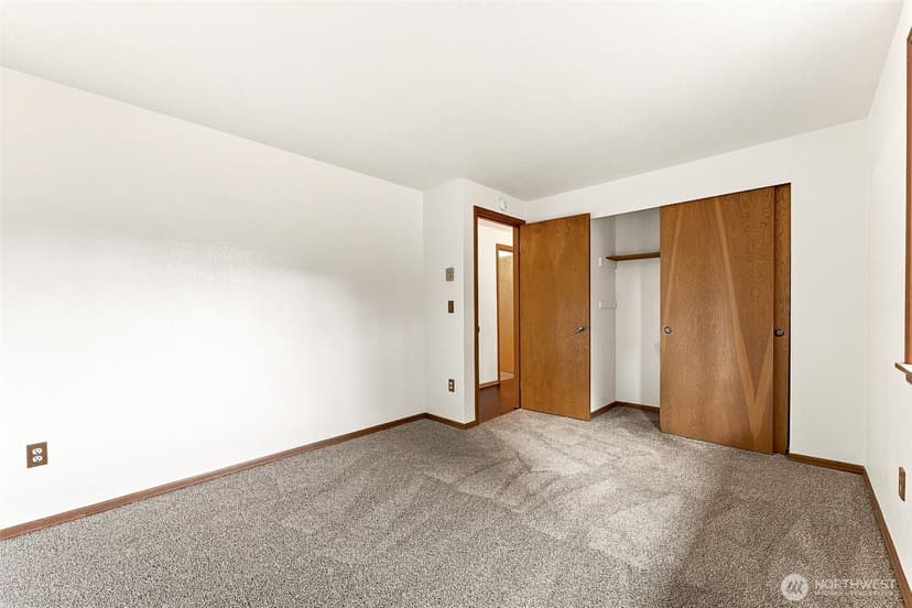 Property photo for 9122 159th Street E, Puyallup photo 15