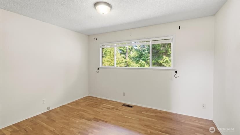Property photo for 22004 36th Avenue W, Mountlake Terrace photo 12