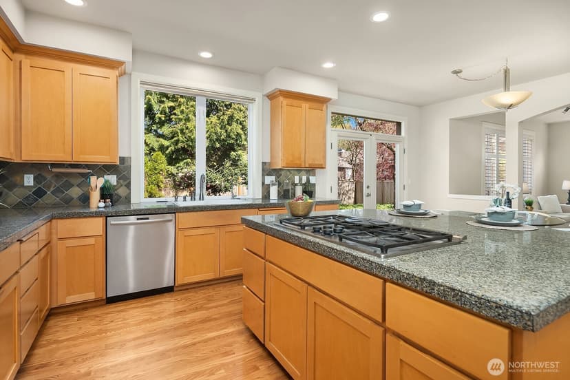 Property photo for 20522 NE 23rd Court, Sammamish photo 10